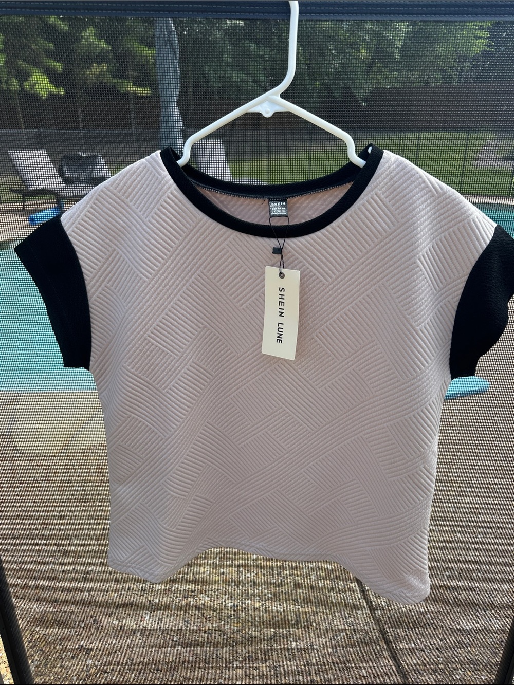 SHEIN Tan Textured Short Sleeve Top with Black Trim